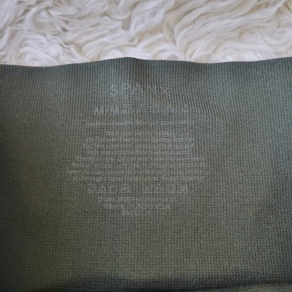 Spanx Look At Me Now Green Camo Leggings medium - Picture 7 of 7